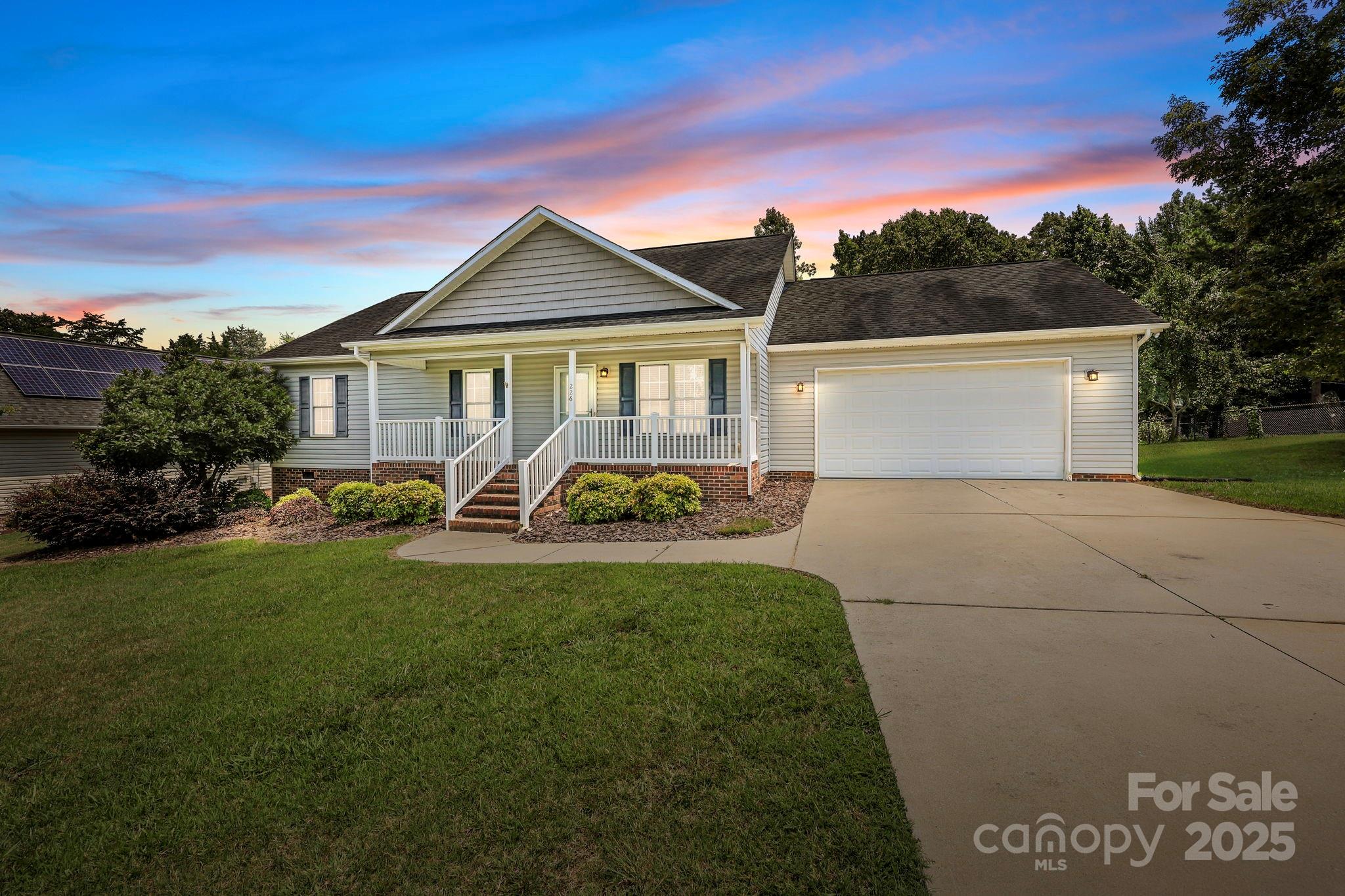 226 Brooks Farm Drive
