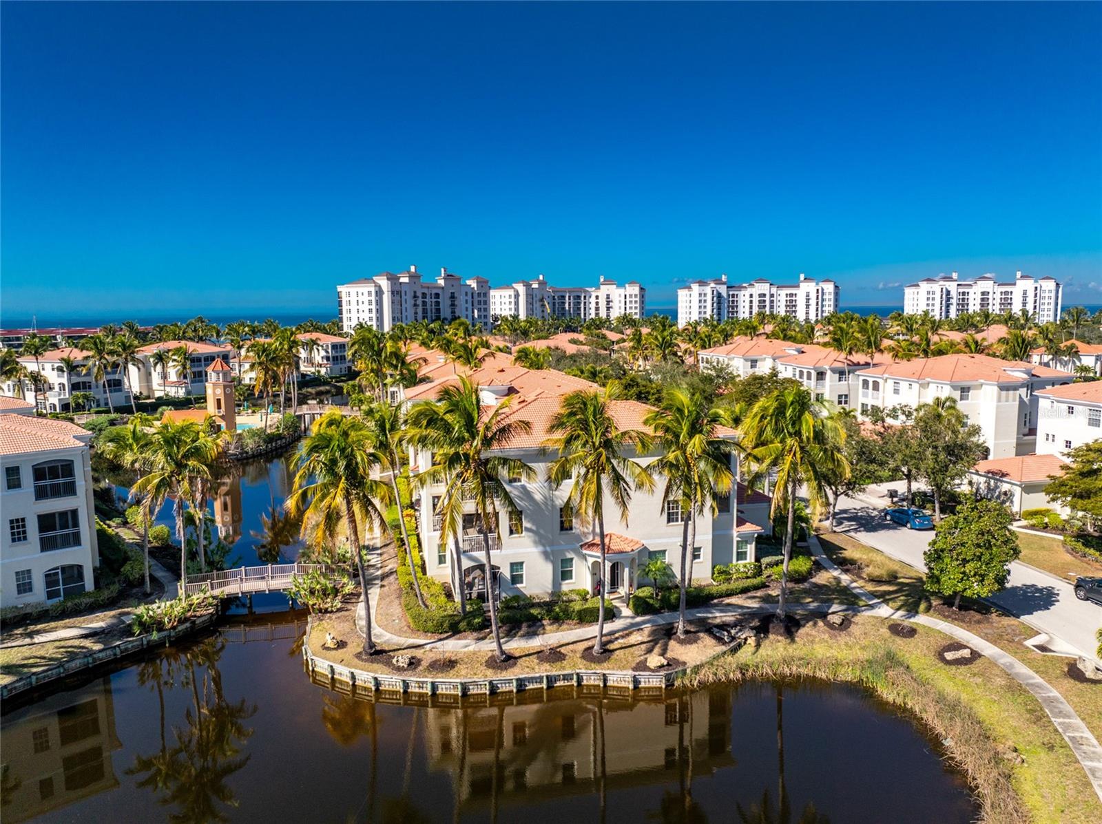 3464 SUNSET KEY CIR #103