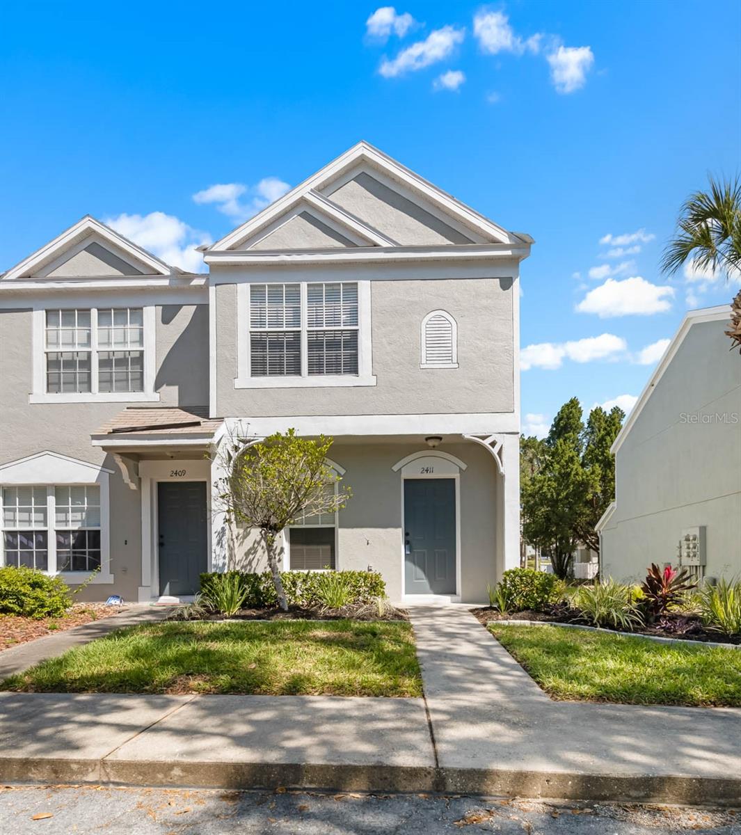 2411 LAKE WOODBERRY CIR
