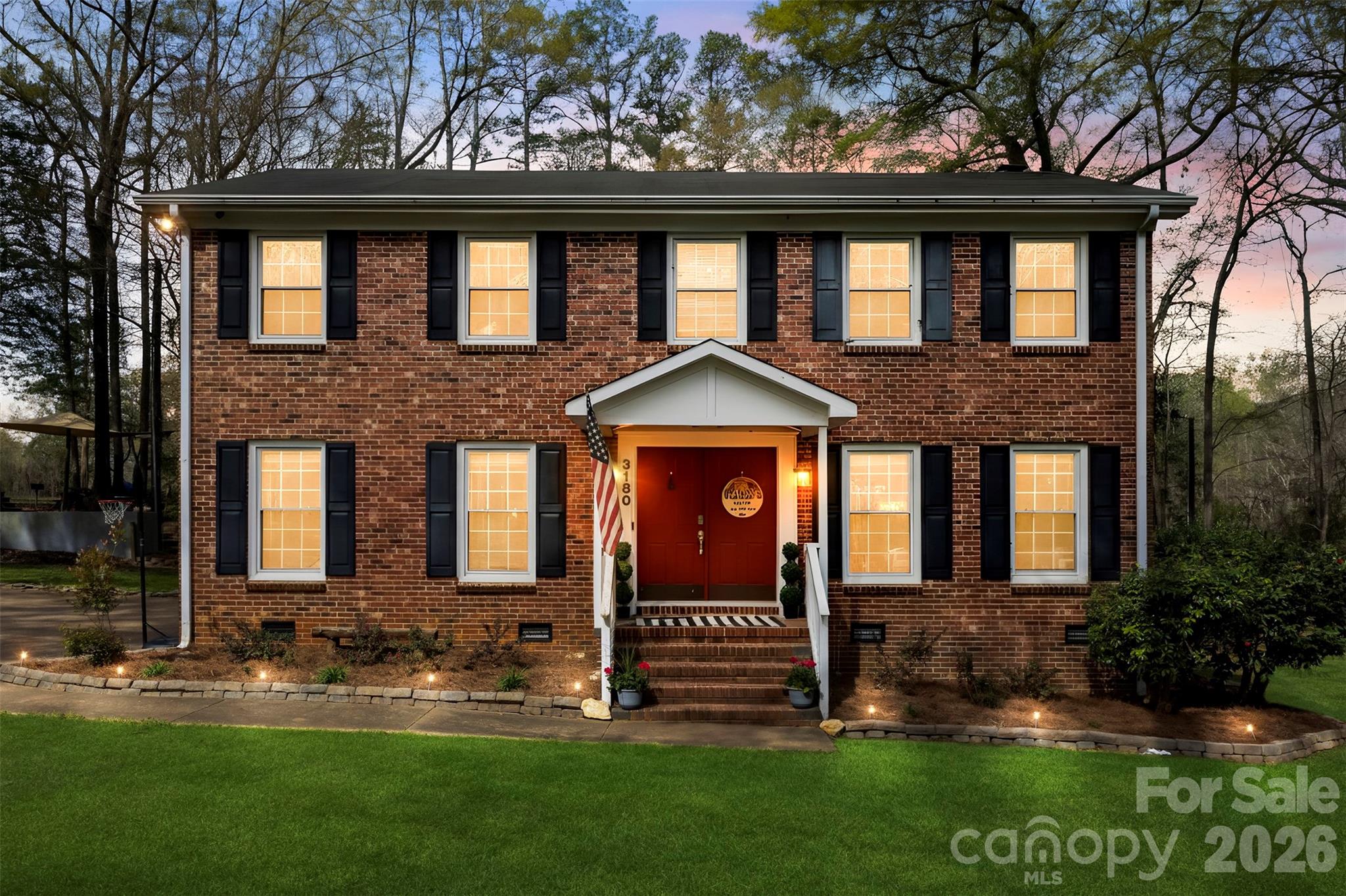 3180 Pinetuck Lane