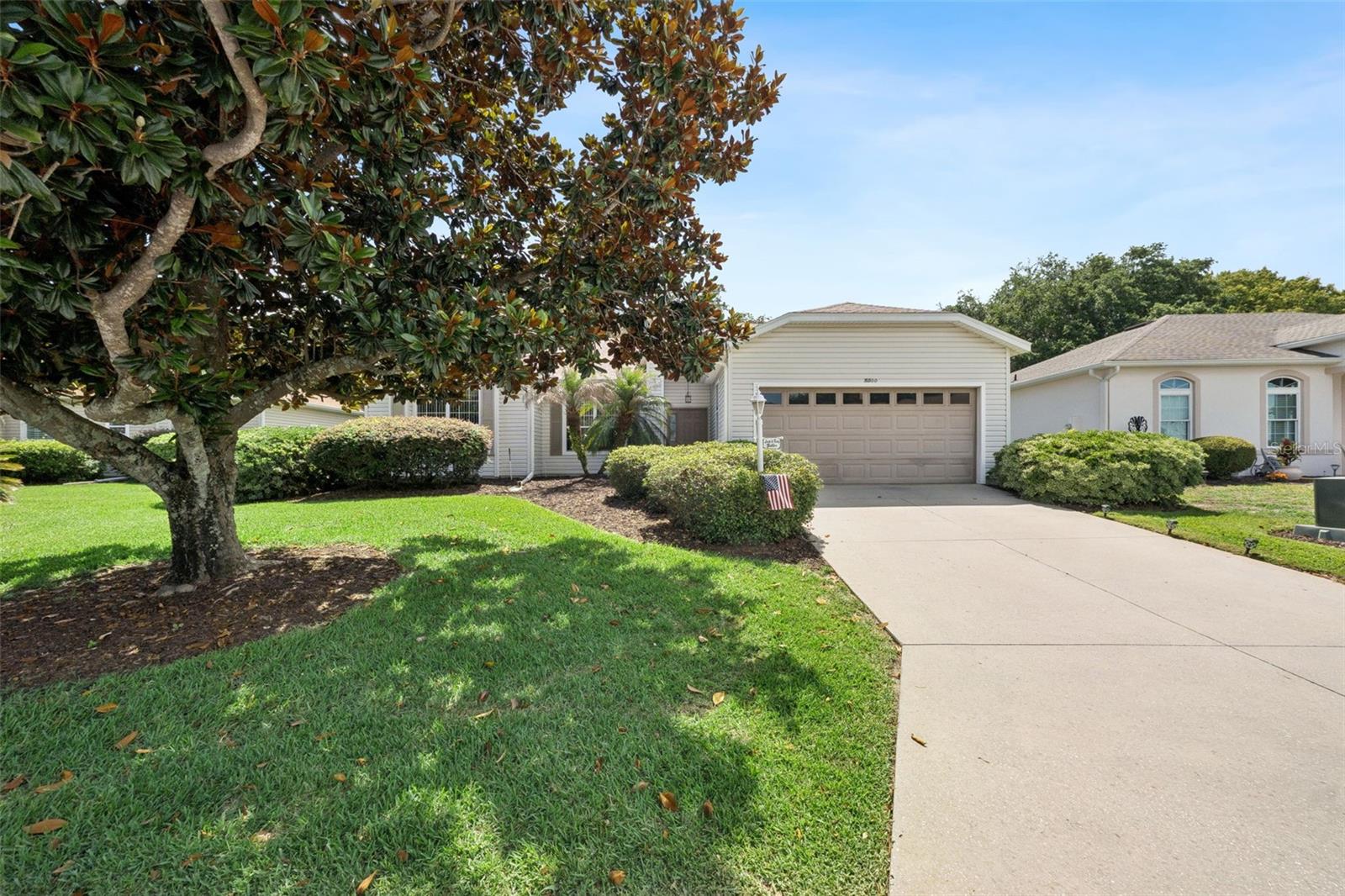 5000 SAWGRASS LAKE CIR