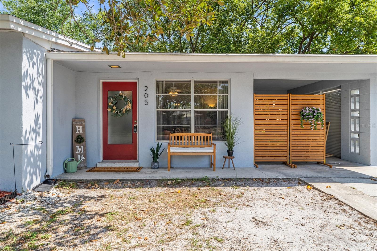 205 WILSHIRE DR