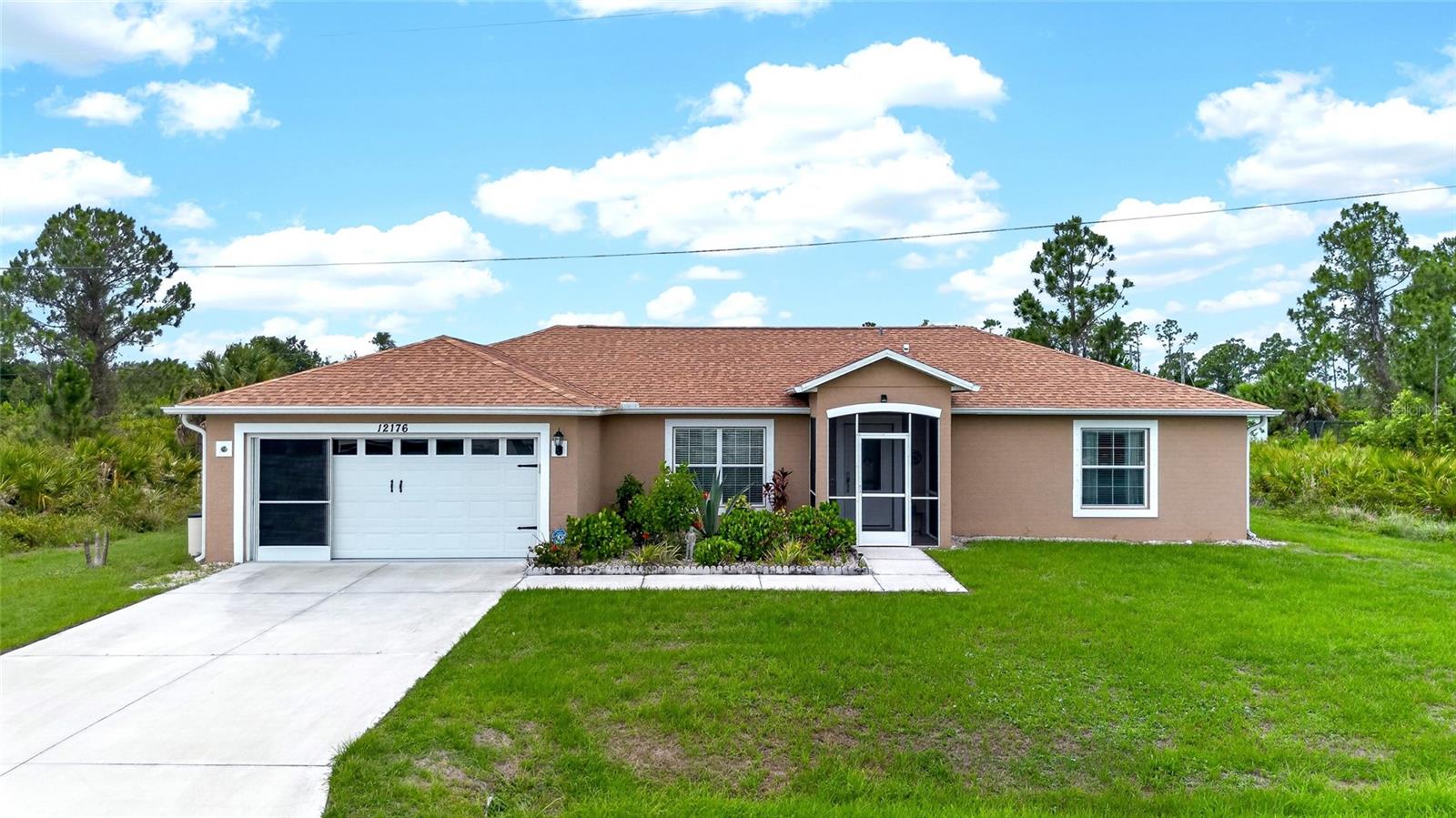 12176 APPLEBERG CIR