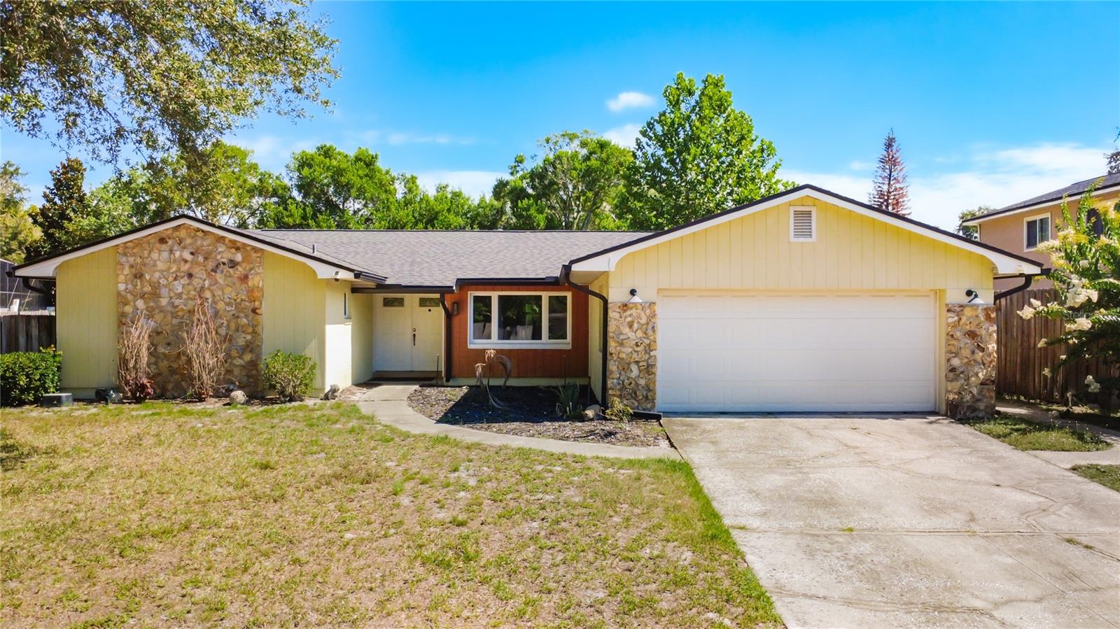 8517 CEDAR COVE CT