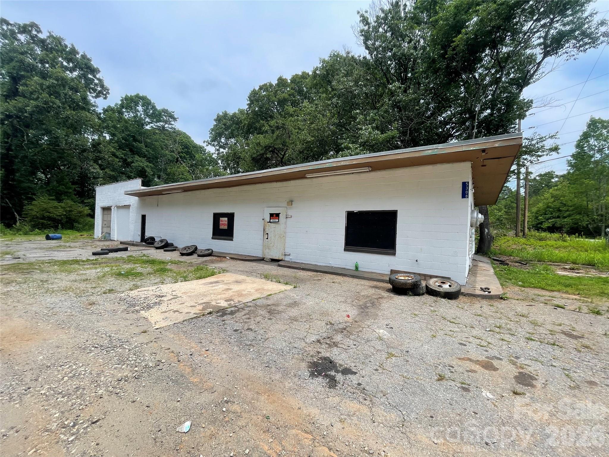 5308 Dallas High Shoals Highway