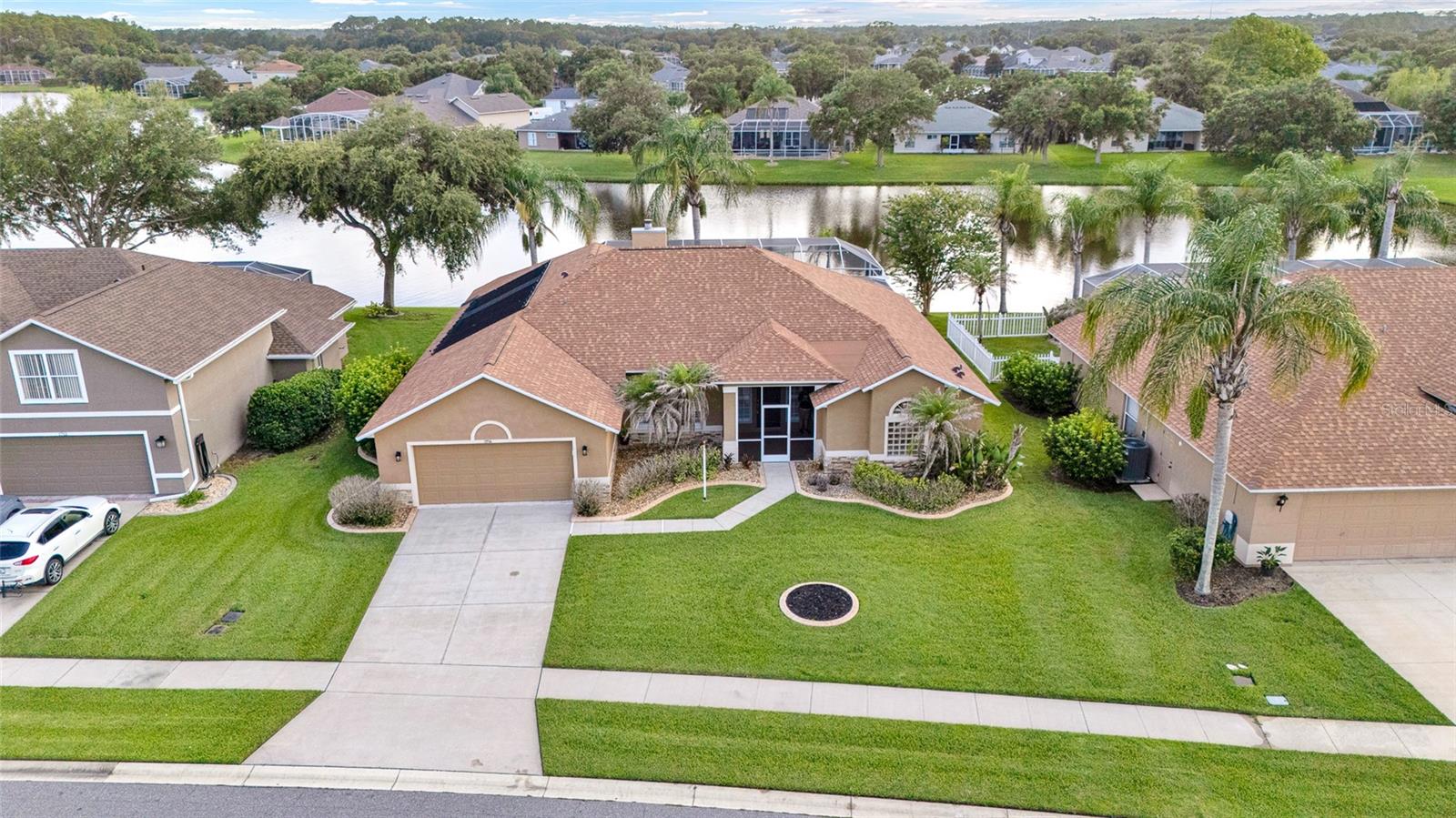 1714 CREEKWATER BLVD