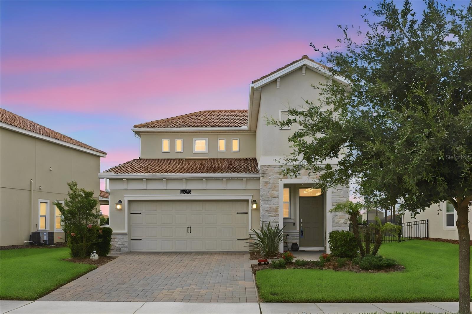 8728 PACIFIC DUNES DR