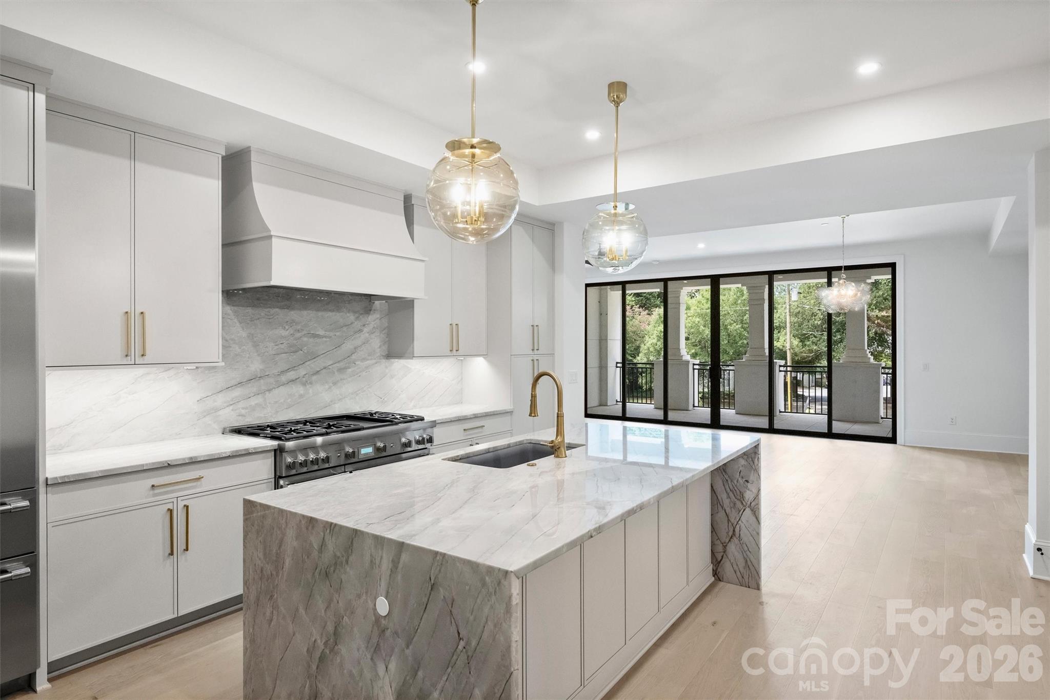 409 Queens Road