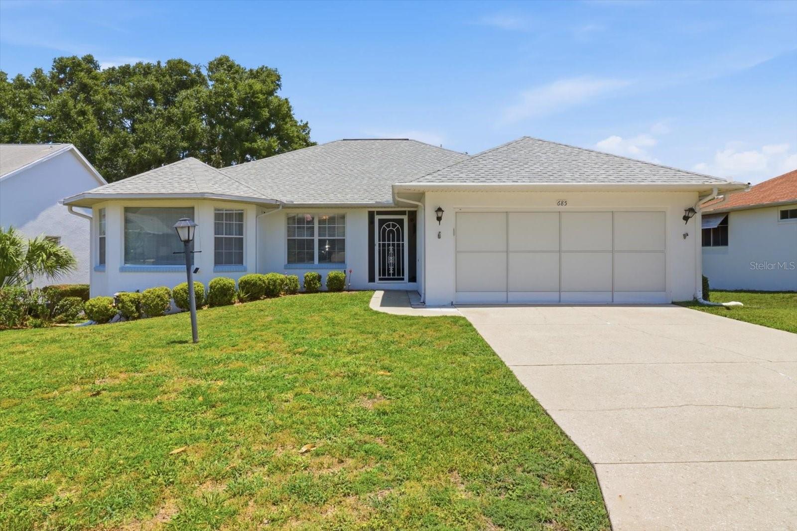 685 W COLBERT CT