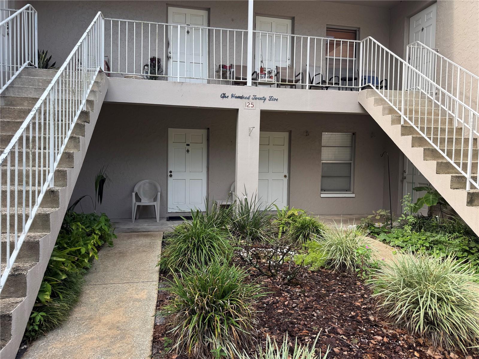 125 PICARDY VILLA CIR #101