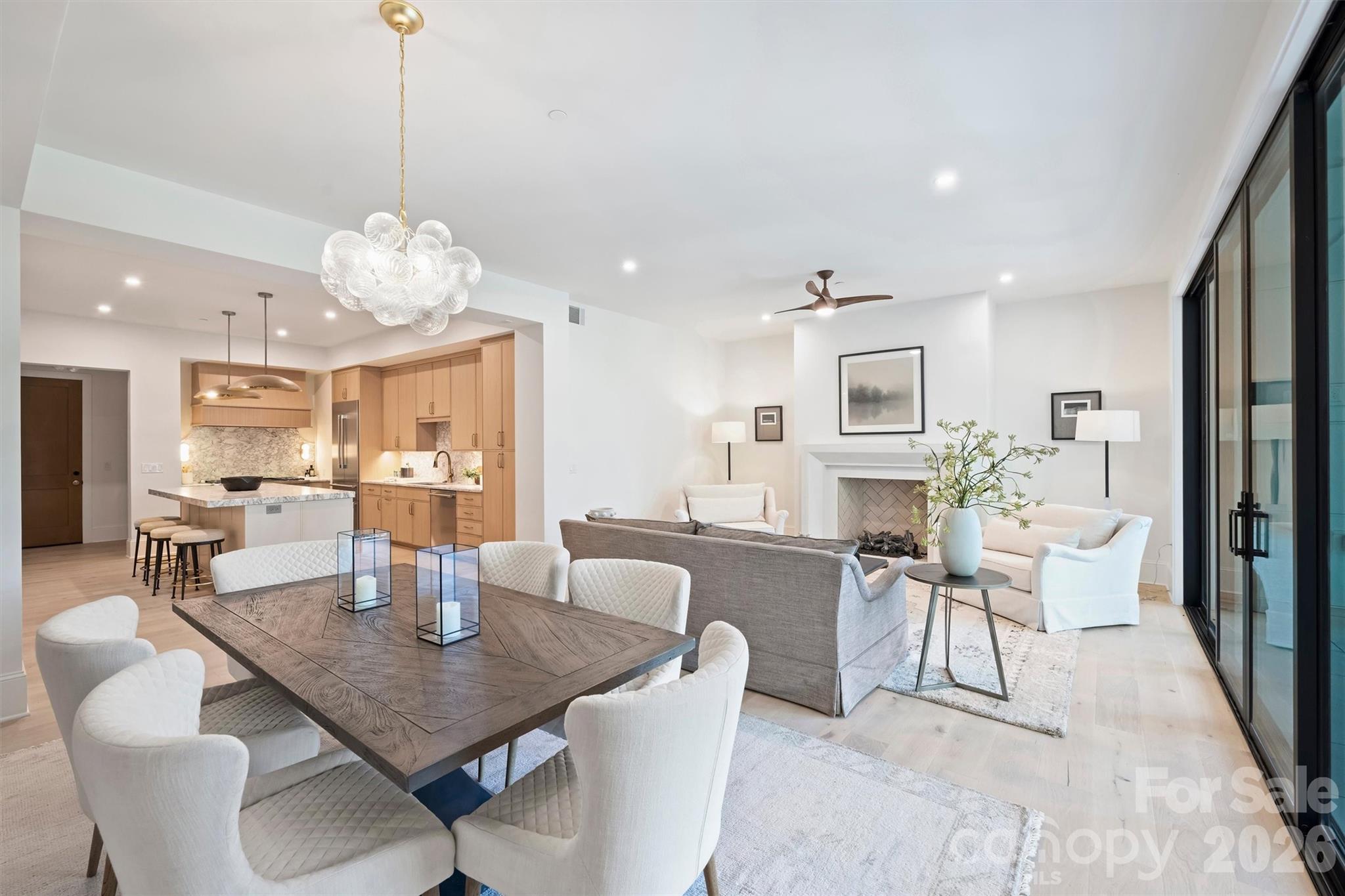 409 Queens Road