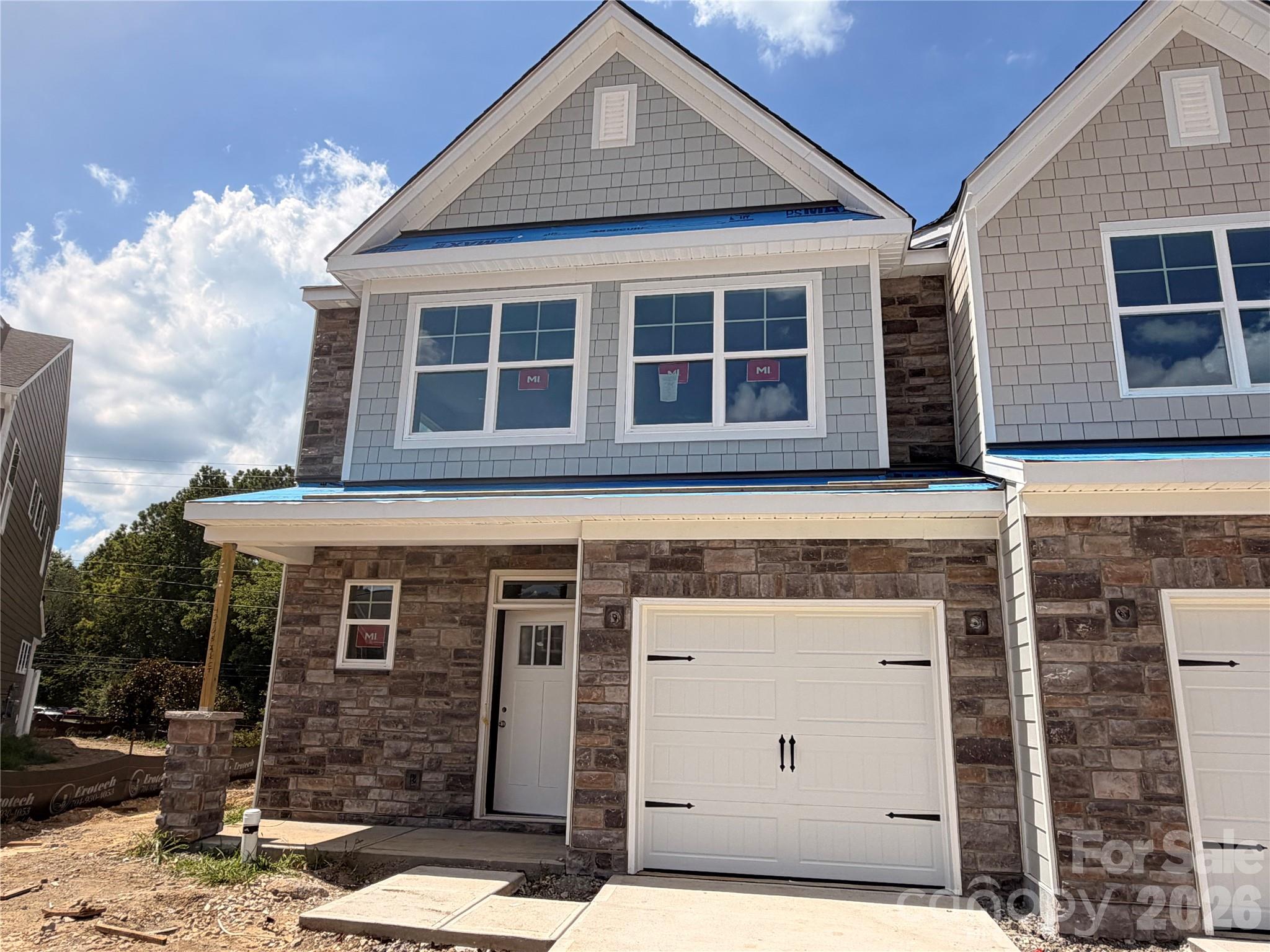 4376 Black Court