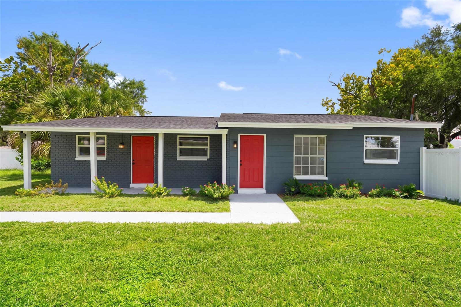 1409 COLLEGE PARK LN
