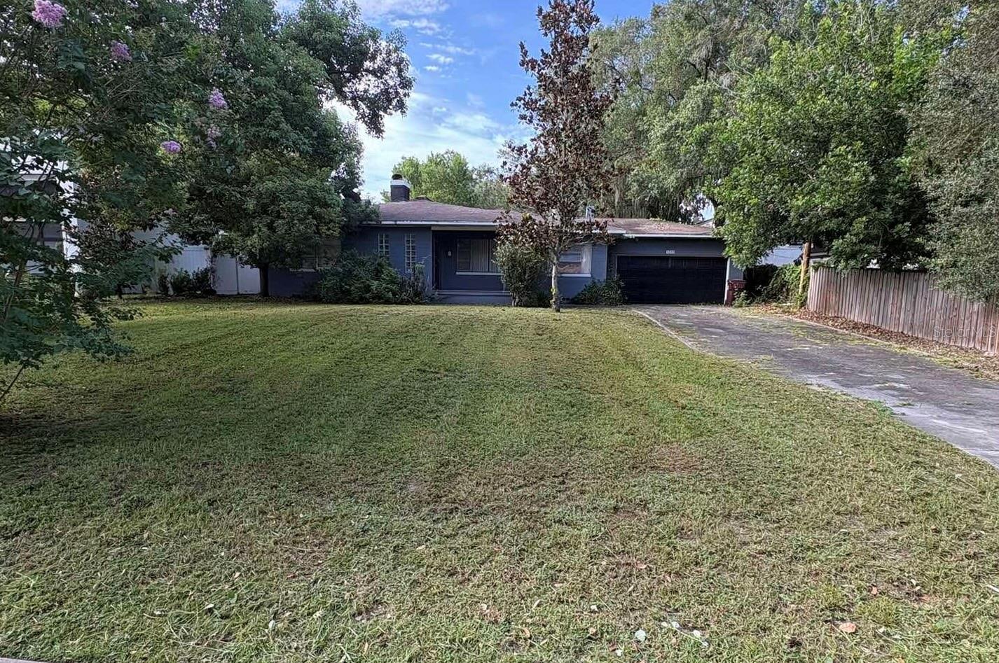 1212 DELANEY PARK DR