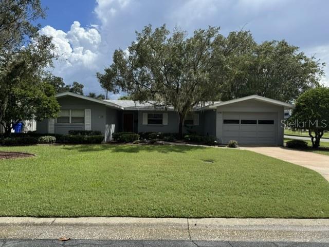 550 W PALMEDEN DR