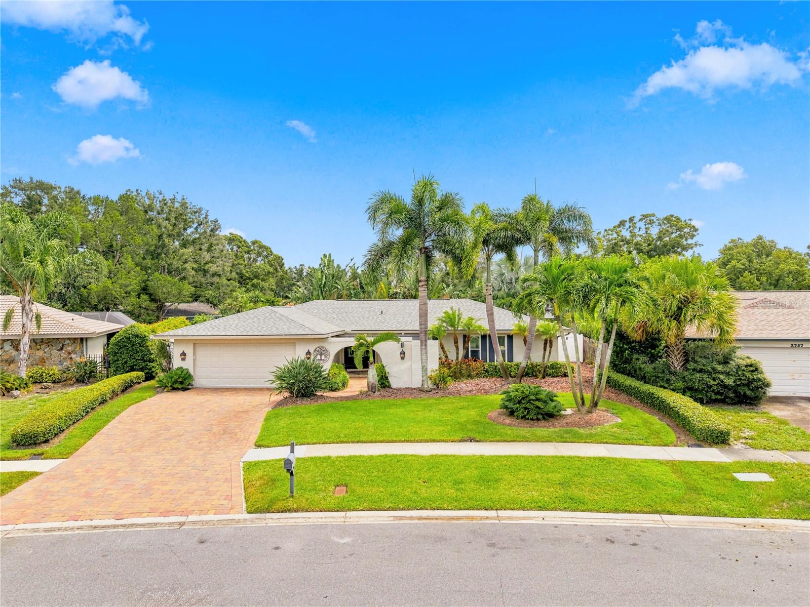 2743 BURNING TREE LN