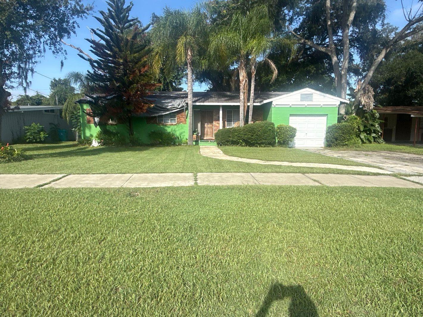 606 VENTURA AVE