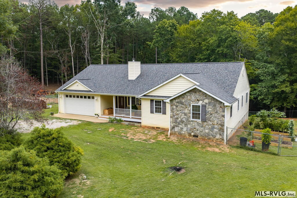 137 Jamestown Ln., Bracey VA 23919