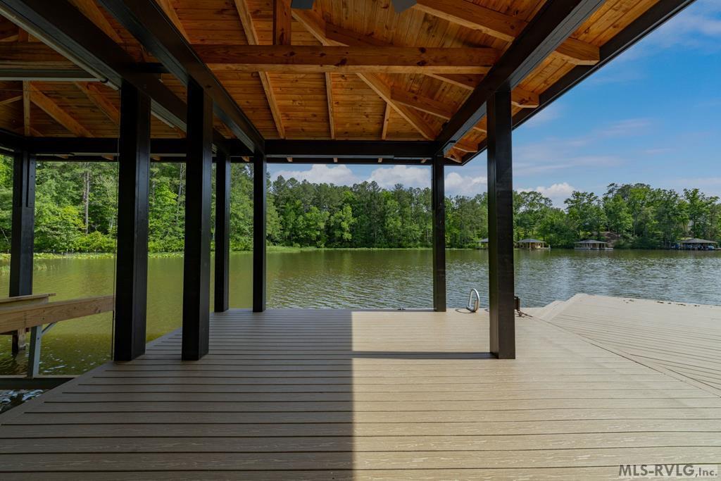 688 Waterlyn Drive, Ebony VA 23845