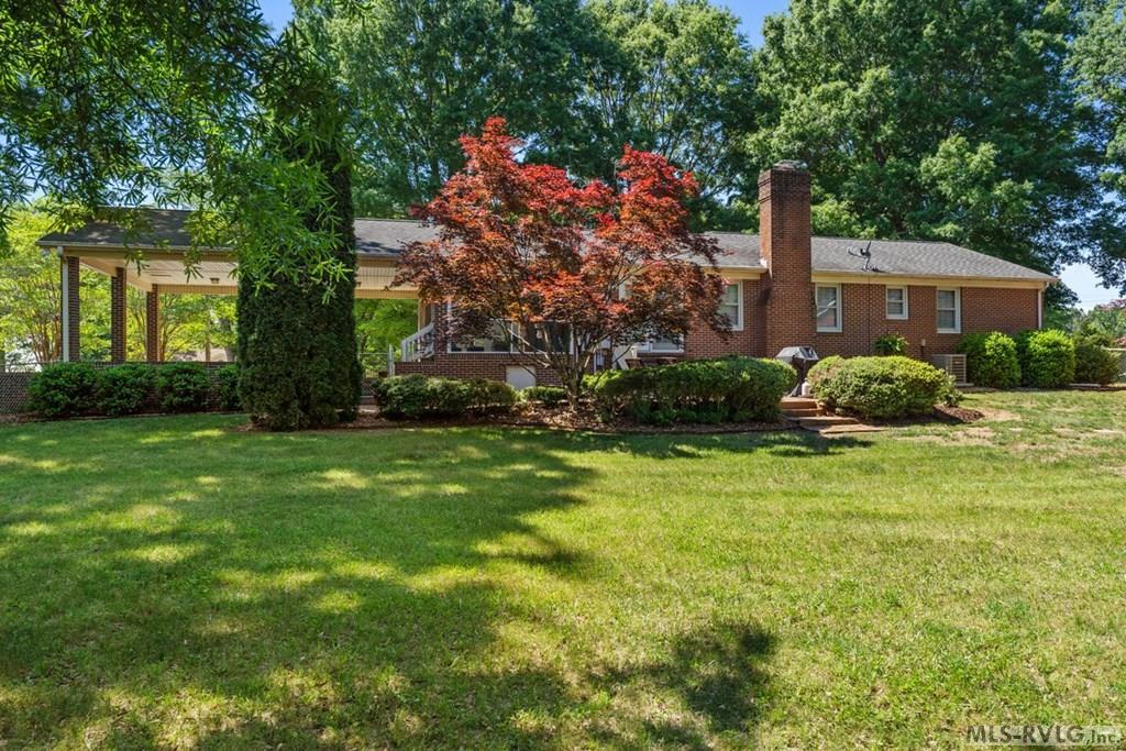 3500 Blackridge Road, La Crosse VA 23950
