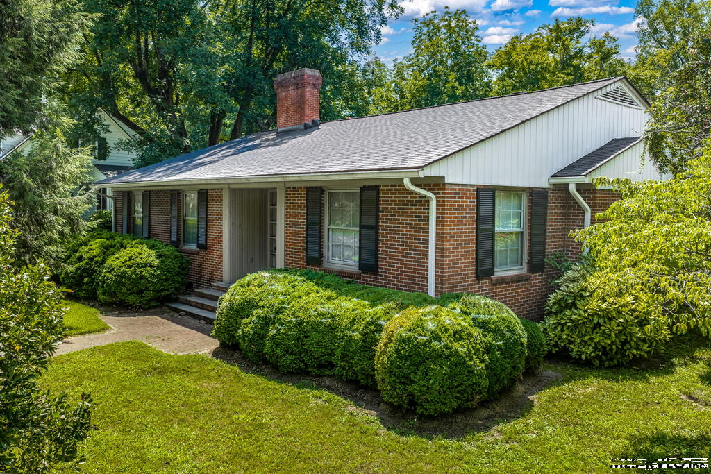 225 Graham St, Warrenton NC 27589